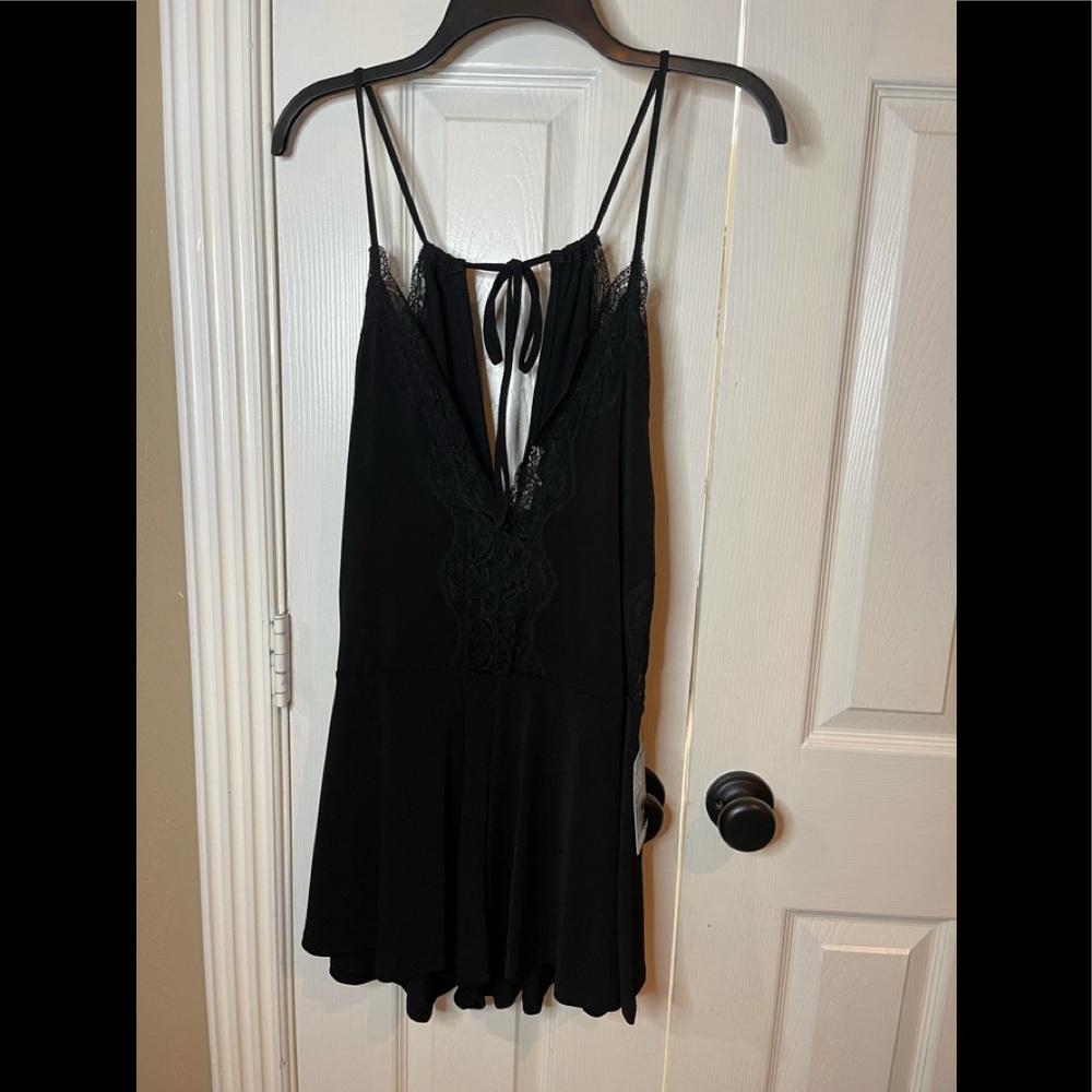 Express black lace romper - NWT